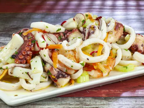Insalata di Mare Perfetta - Evita gli Errori e Cuocila al Meglio